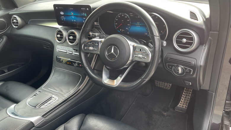 Mercedes-Benz GLC 300d 4Matic AMG Line Premium 5dr 9G-Tronic Diesel Estate